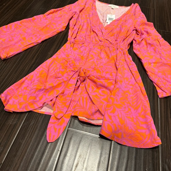 L Space Kristy Long Sleeve Faux-Wrap Cover-Up Dress Path to Paradise Medium NWT - Picture 7 of 9